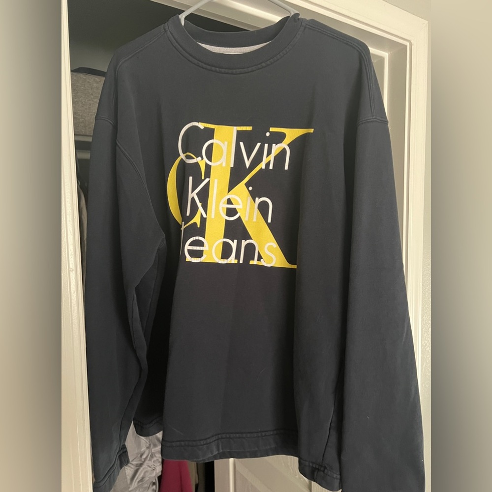 Vtg. Calvin Klein Crewneck
